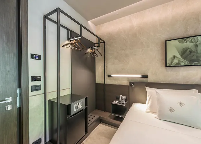 Palazzo Viridis 4* מילאנו