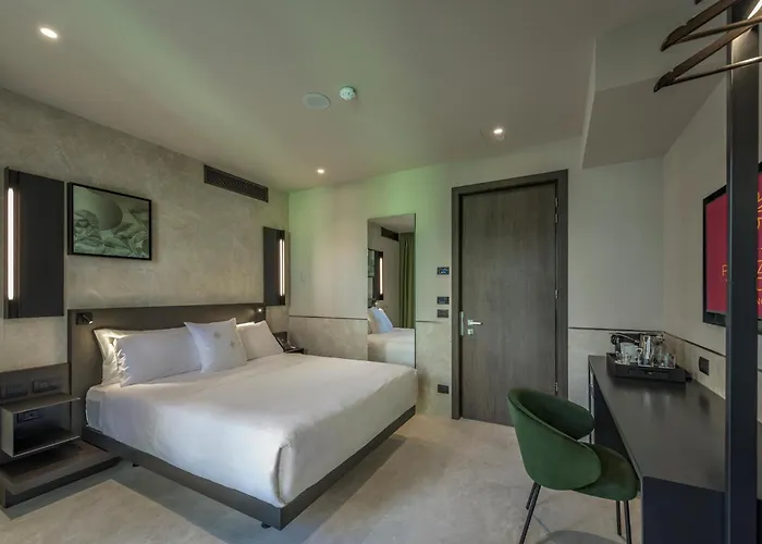 מלון Palazzo Viridis 4*